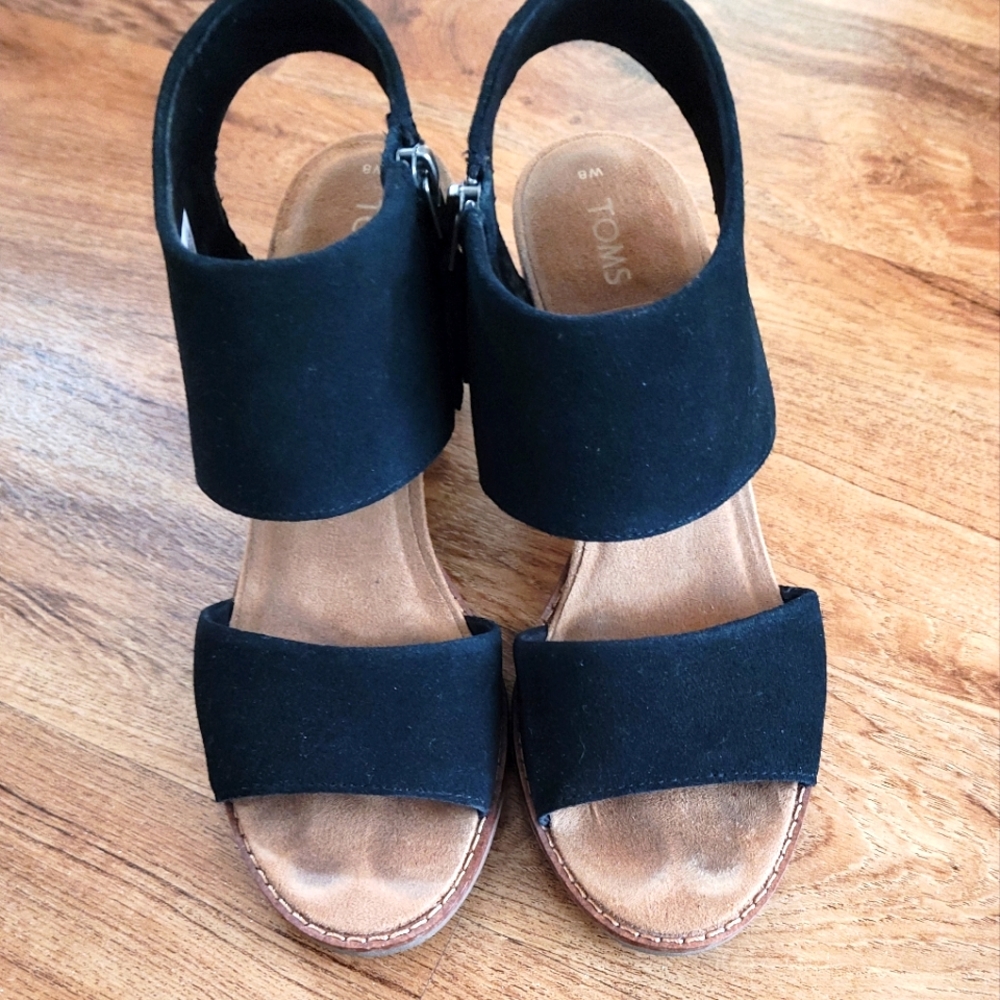 TOMS Majorca black suede heels size 8